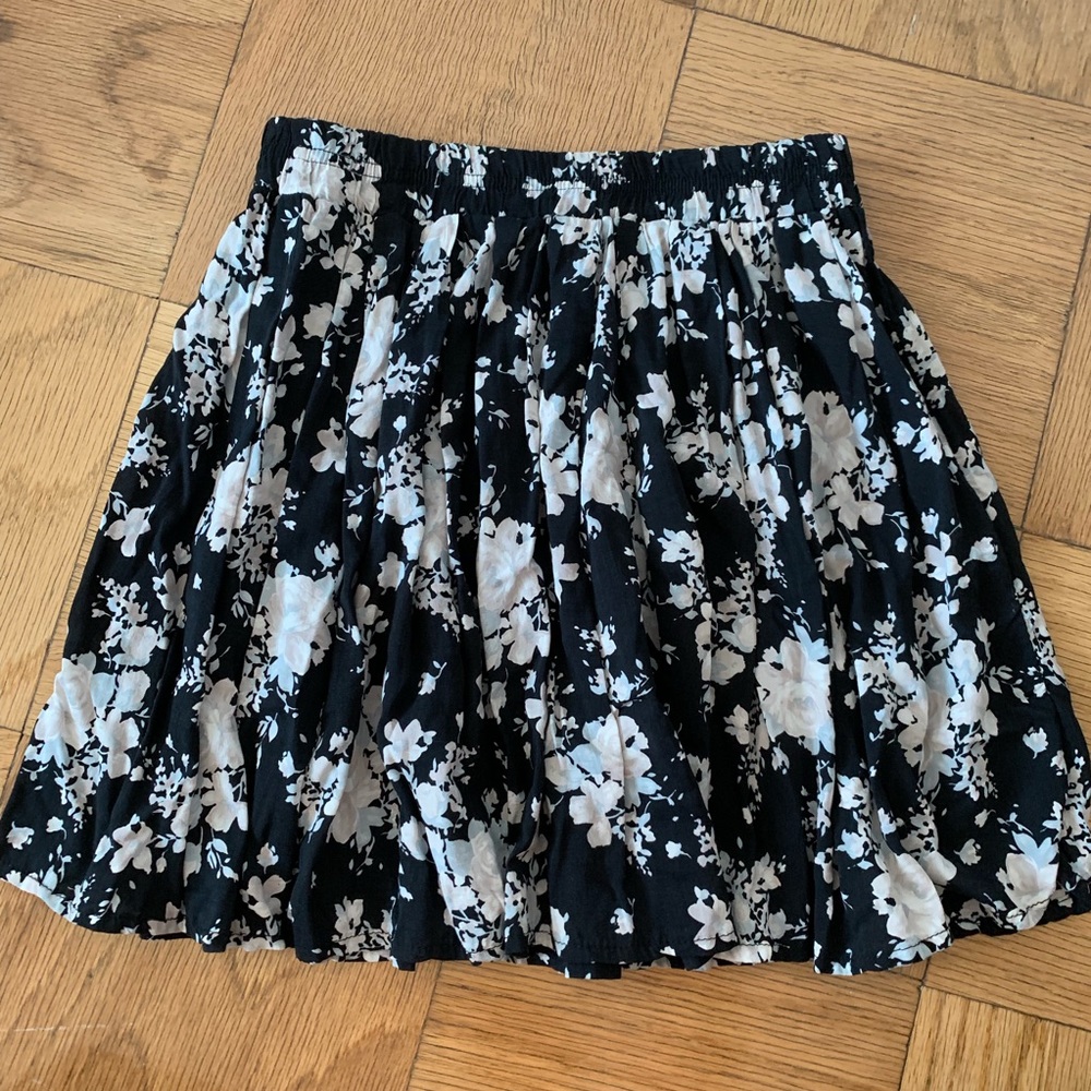 Brandy Melville Floral Skirt, one size